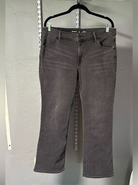 Old Navy Women's Boot-Cut Jeans in Charcoal Gray